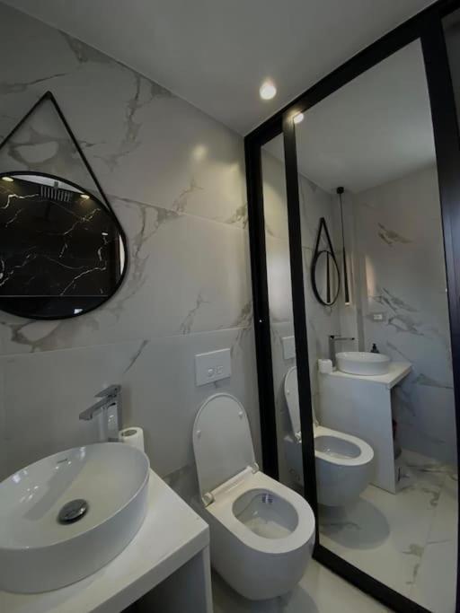 Tirana Elegant Apartment Extérieur photo